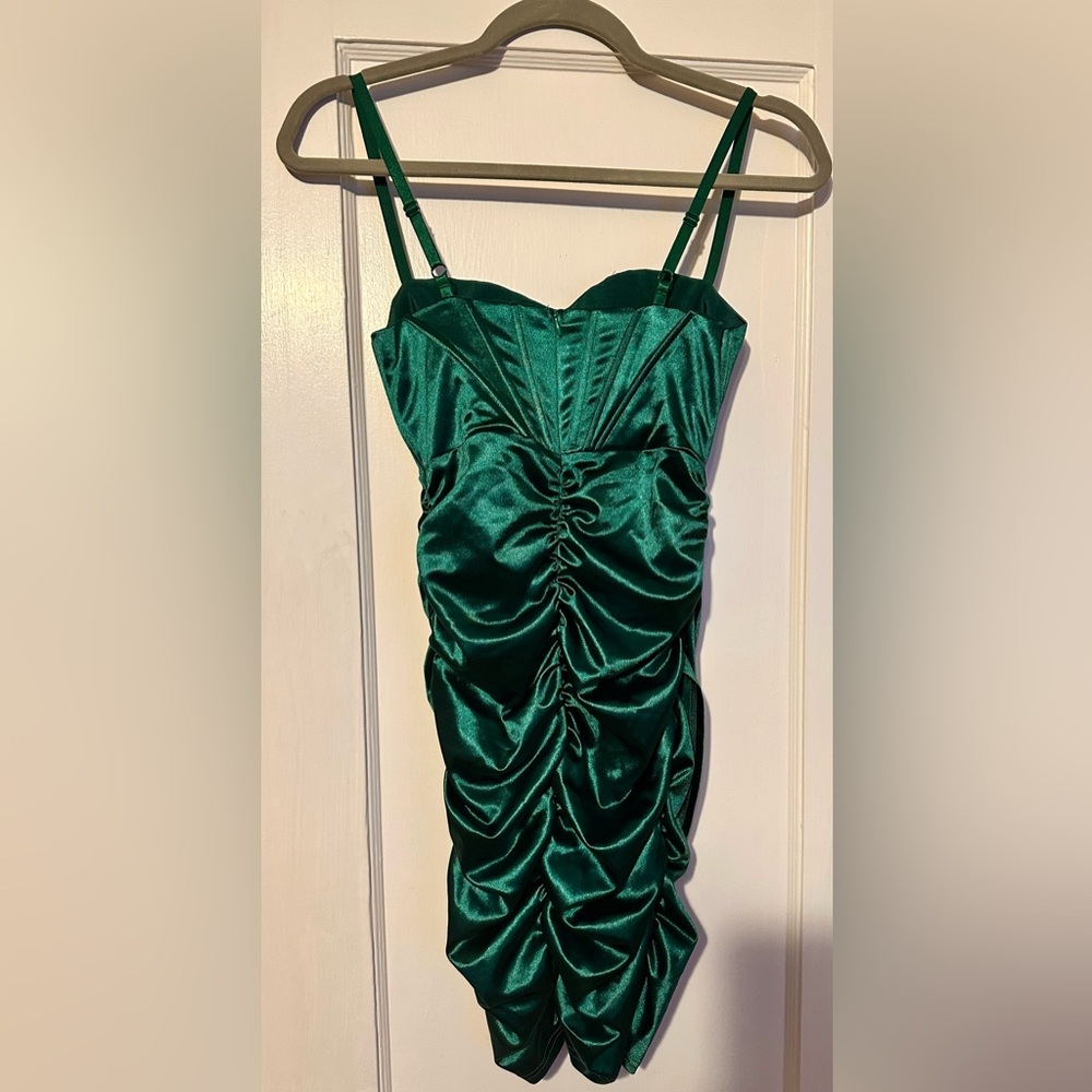Brand new never worn, sexy going out dress, stretch, ruching, corset body